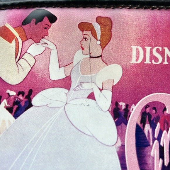 Vintage Disney Cinderella Wristlet - Picture 3 of 6
